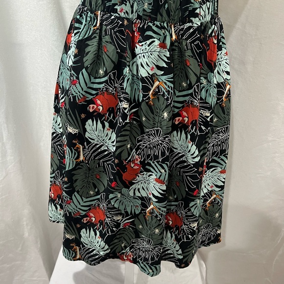NWT-Her Universe/Disney’s Lion King 2 pce set pumba’s jungle shirt/skirt 2X - Picture 12 of 16